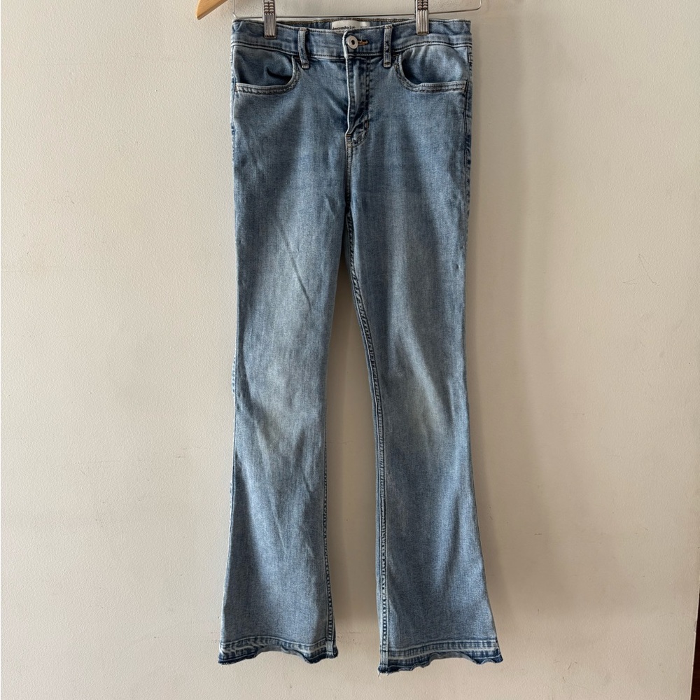 Abercrombie Kids Girls High Rise Flare‎ Jeans, Sz 15/16, light medium wash denim